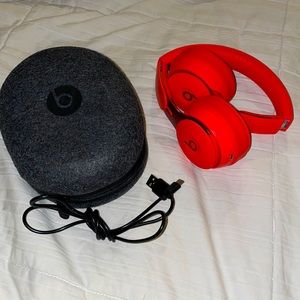 Beats SoloPro Wireless Noise Cancelling Headphones